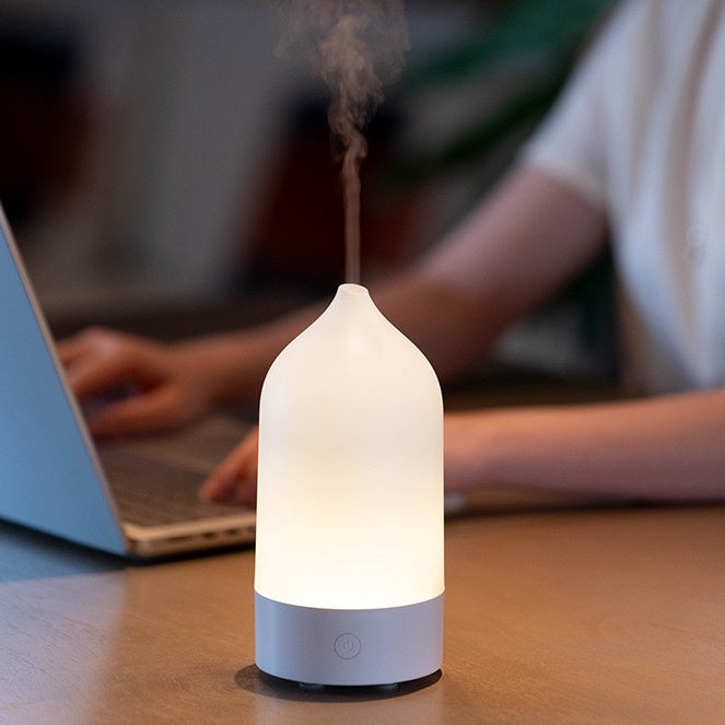 Minimalist Fragrance & Essential Oil Diffuser (5-9 Working Days Delivery)