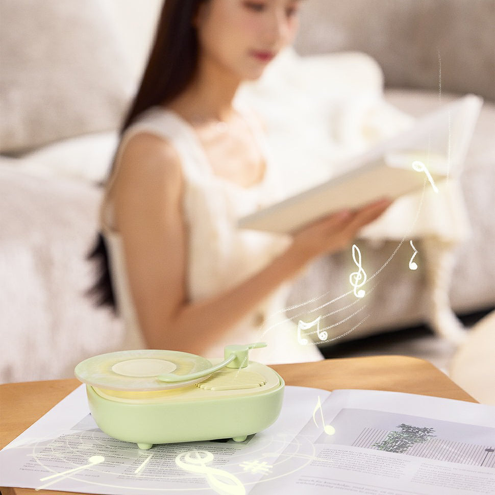 Modern Minimal Vinyl Bluetooth Speaker (5-9 Working Days Delivery)