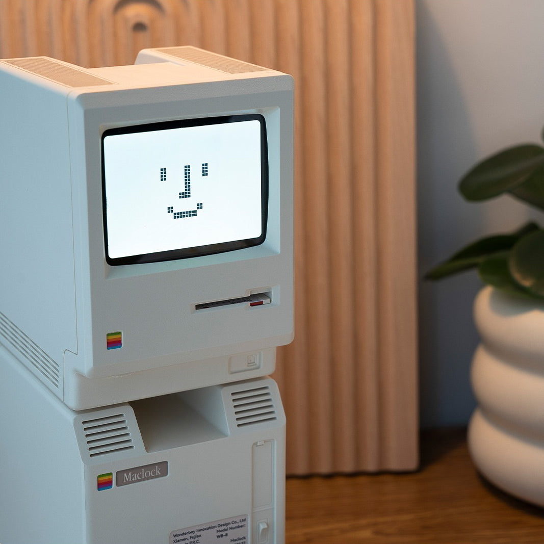 Apple Classic Macintosh Alarm Clock (5-9 Working Days Delivery)