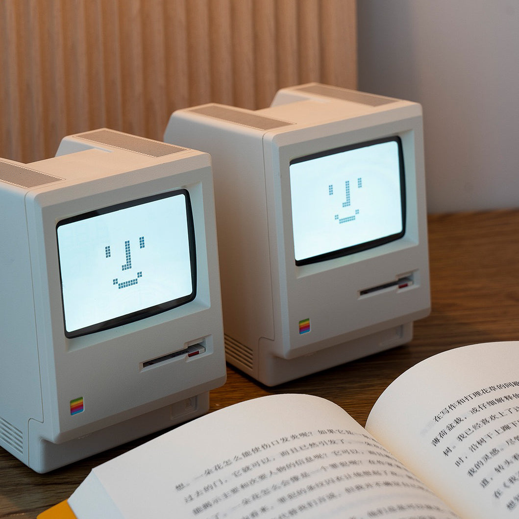 Apple Classic Macintosh Alarm Clock (5-9 Working Days Delivery)