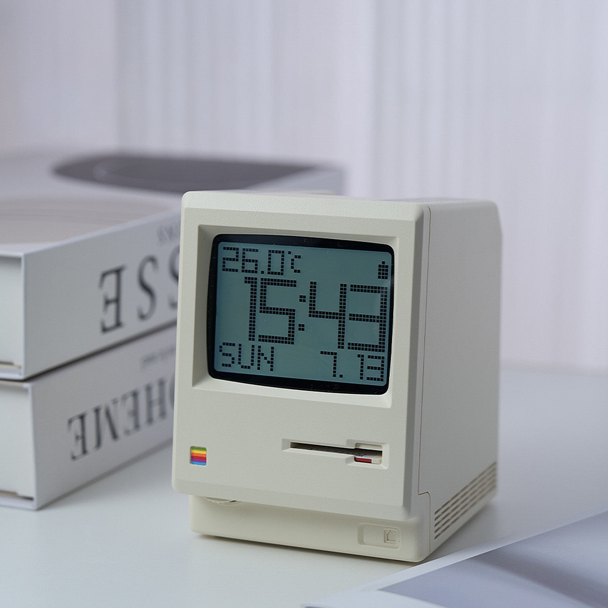 Apple Classic Macintosh Alarm Clock (5-9 Working Days Delivery)