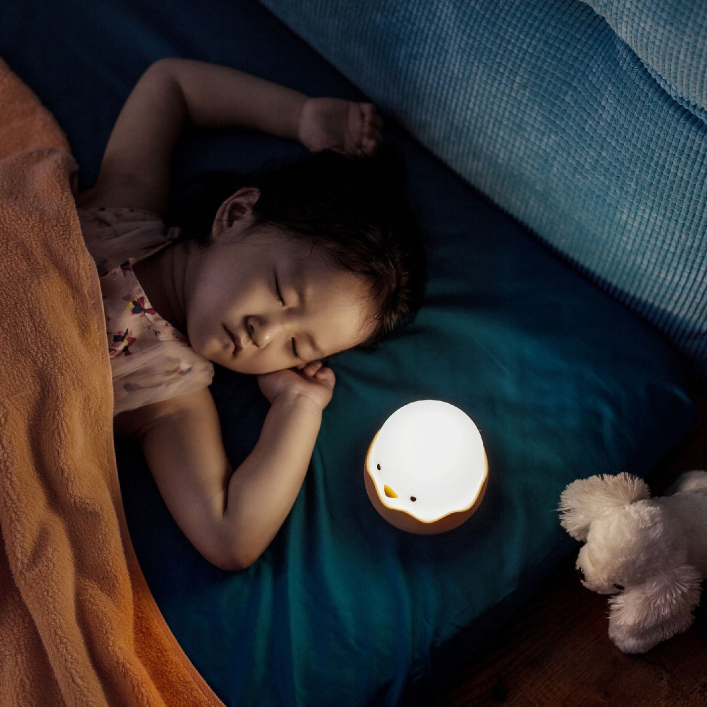 << READY STOCK >> Hatching Egg LED Night Lamp
