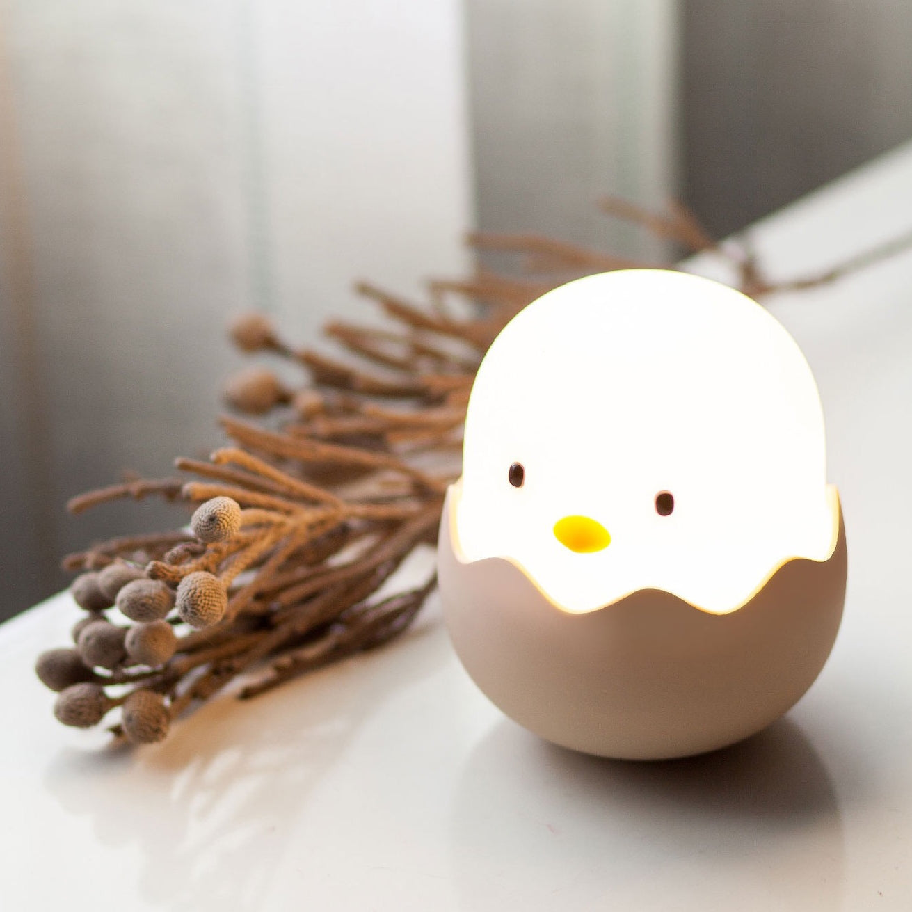 << READY STOCK >> Hatching Egg LED Night Lamp