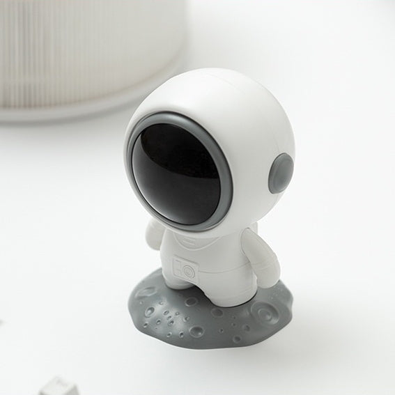 << READY STOCK >> Astronaut Mini Bluetooth Speaker