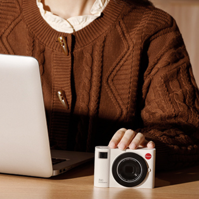 << READY STOCK >> LiberFeel CCD Camera 2 in 1 Powerbank + Handwarmer