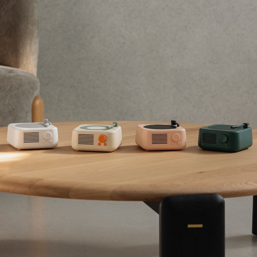<< READY STOCK >> Round X17 Vintage Vinyl Player Bluetooth Speaker