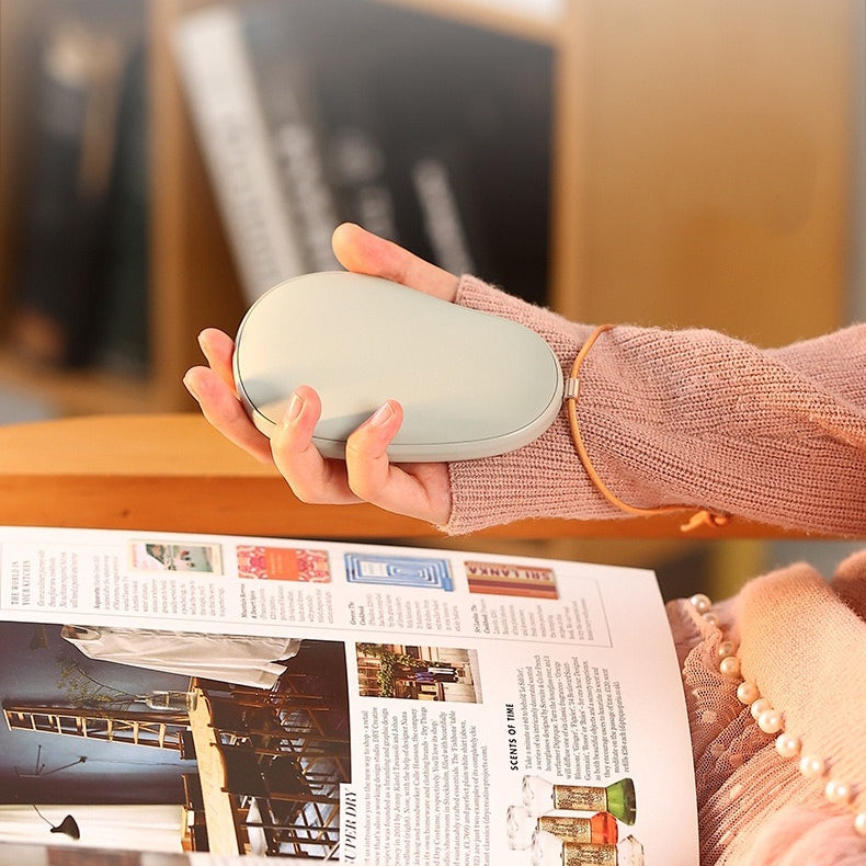 Minimal Pebble Powerbank & Handwarmer 2-In-1 (5-9 working days delivery)