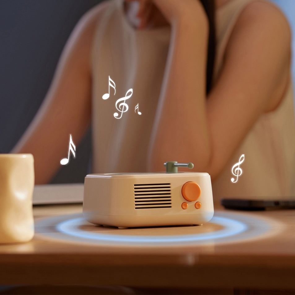 << READY STOCK >> Round X17 Vintage Vinyl Player Bluetooth Speaker