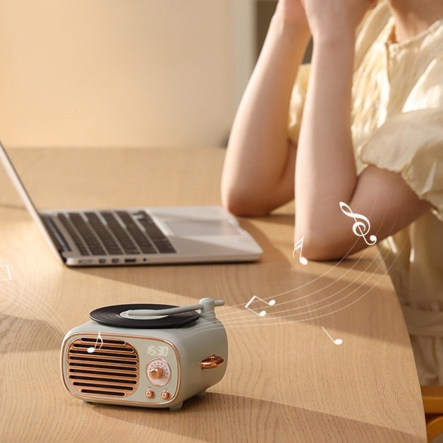 << READY STOCK >> DY12 Vintage Vinyl Player Bluetooth Speaker With Clock