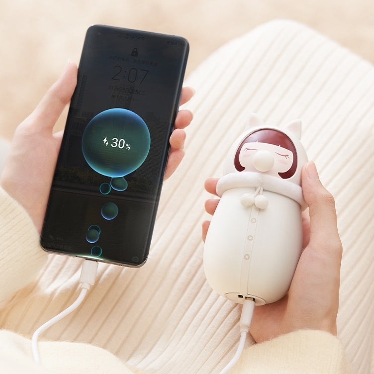 Hooded-Girl 2 in 1 Powerbank + Handwarmer  (5-9 WORKING DAYS DELIVERY)
