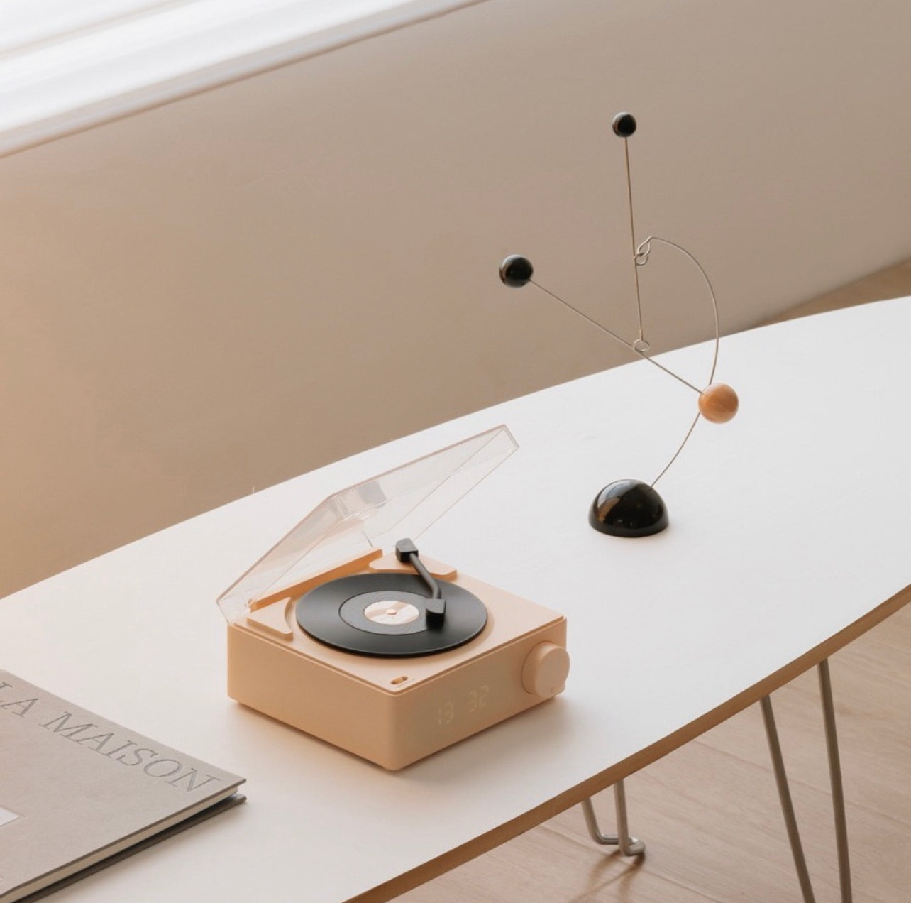 Classic Vinyl Player Bluetooth Speaker With Clock (5 - 9 Working Days Delivery)