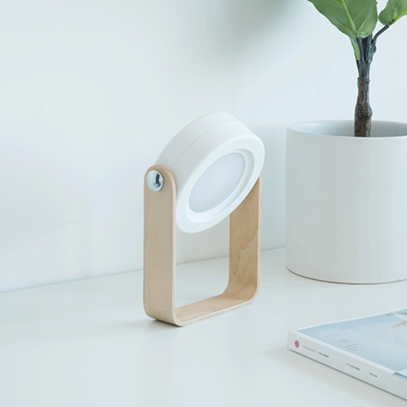 << READY STOCK >> Convertible Multi-Function Desk Lamp