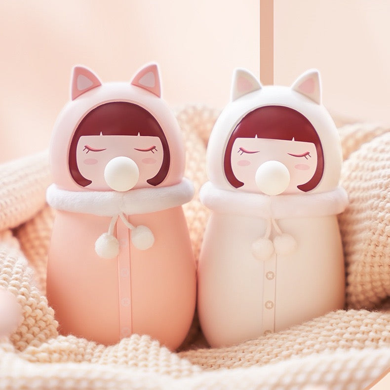 Hooded-Girl 2 in 1 Powerbank + Handwarmer  (5-9 WORKING DAYS DELIVERY)