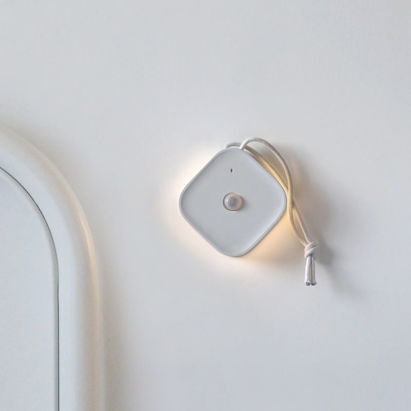 Magnetic Motion Sensing LED Cube  (5 - 9 Working Days Delivery)
